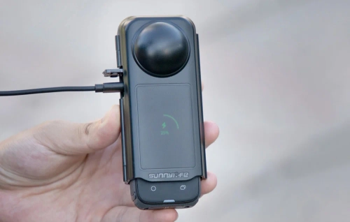 Захисна кришка для камери Insta360 X4 з індикатором зарядки (X4-K842)